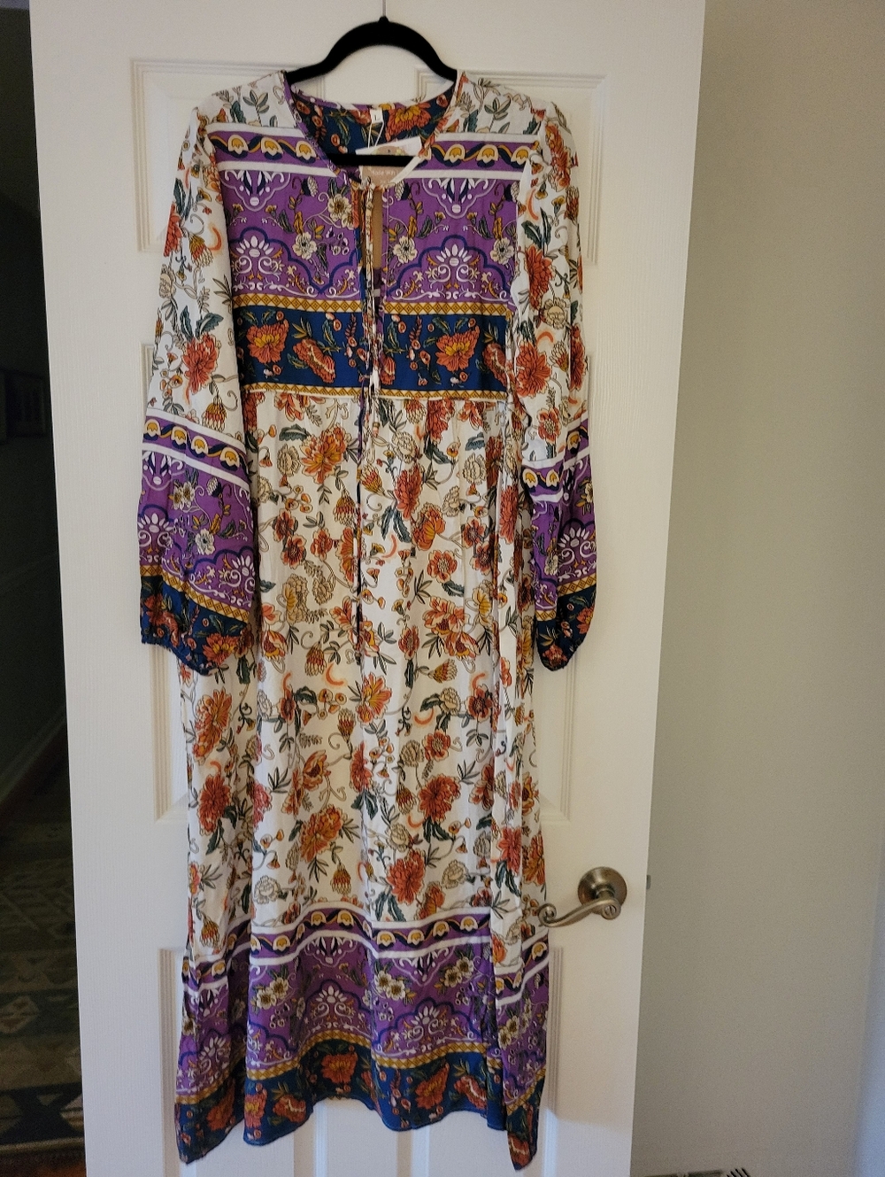 Womens NWT Boho Floral Long Sleeve Maxi Dress in Purple and Cream